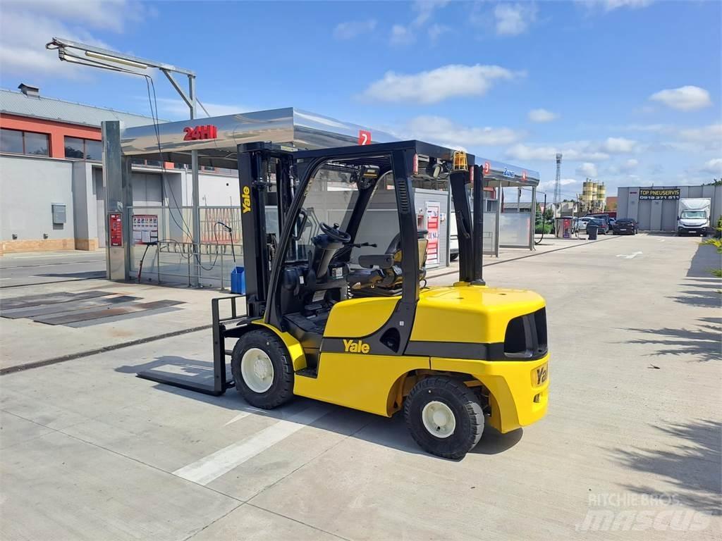 Yale GDP35VX 柴油卡車