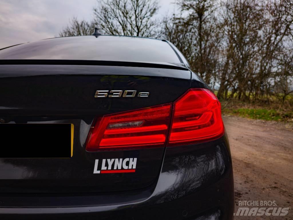 BMW 530e M Sport 汽車