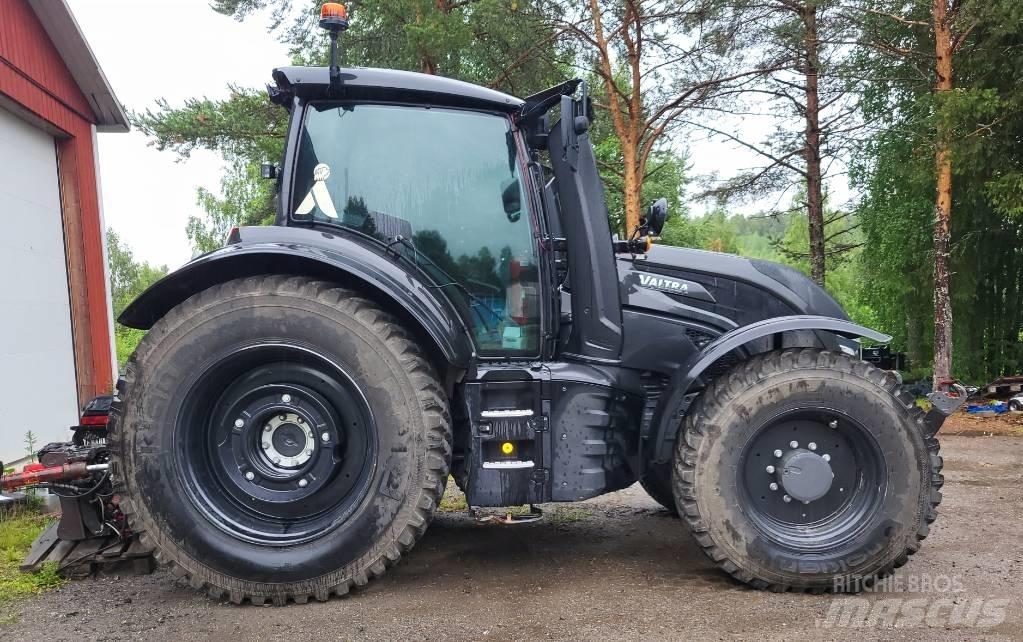 Valtra T 235 D 曳引機