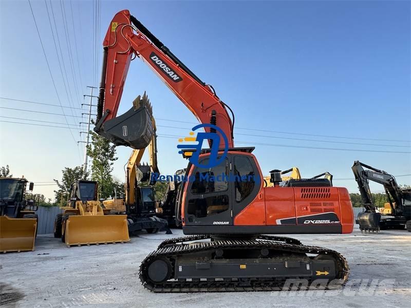 Doosan DX 225 LCA 履帶式 挖土機/掘鑿機/挖掘機
