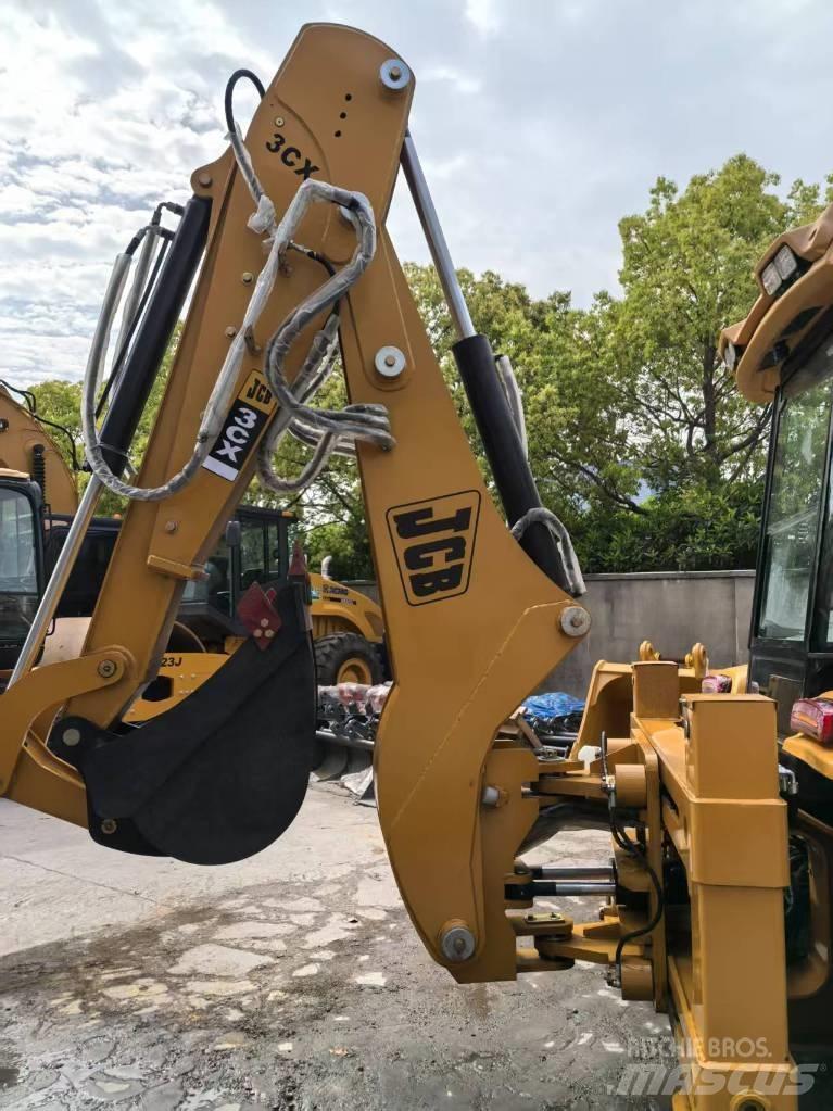 JCB 3 CX 反鏟裝載機