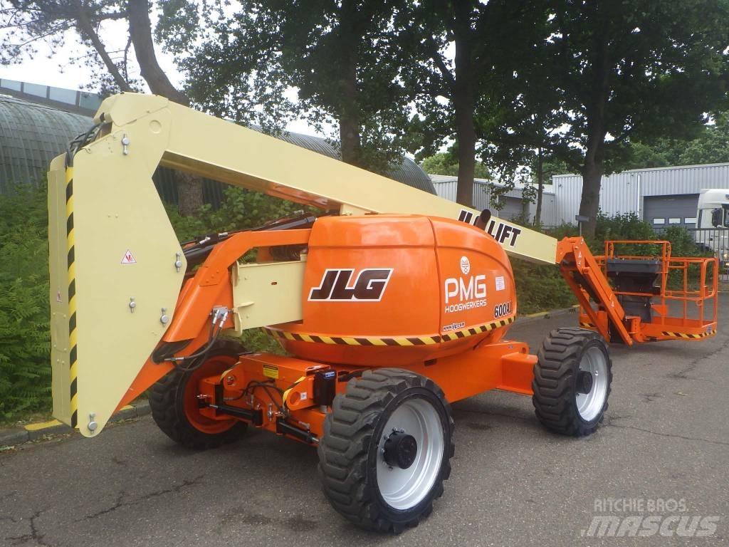JLG 600AJ 曲臂高空作業車