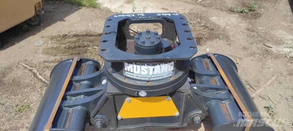 Mustang GRP 250 兩爪吊夾