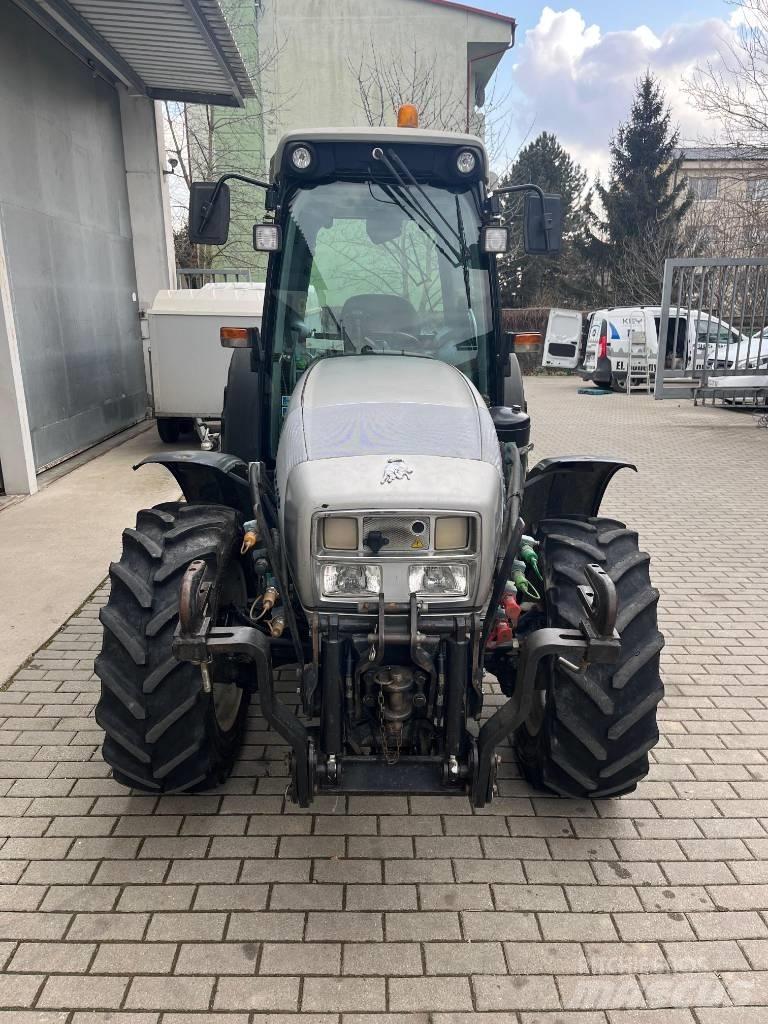 Lamborghini RF 100 曳引機
