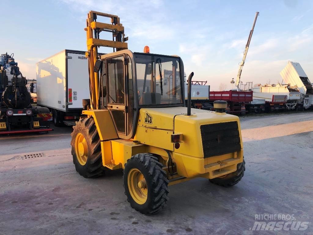 JCB 926B 伸縮臂操作車