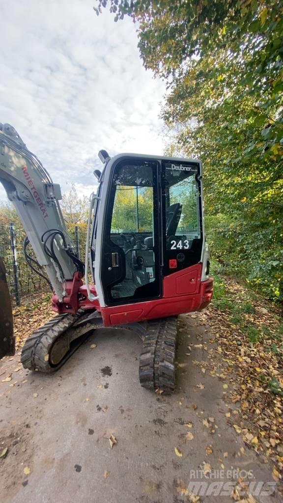 Takeuchi TB 240 小型挖土機/掘鑿機<7t(小型挖掘機)