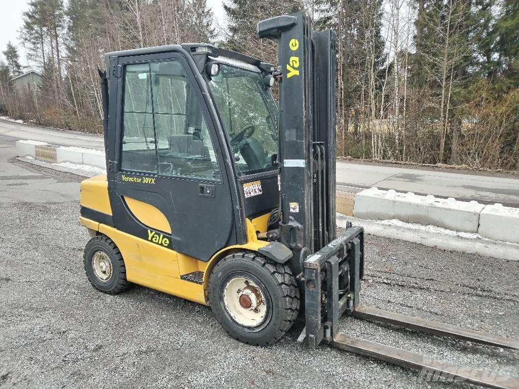 Yale GDP30VX E2345 柴油卡車