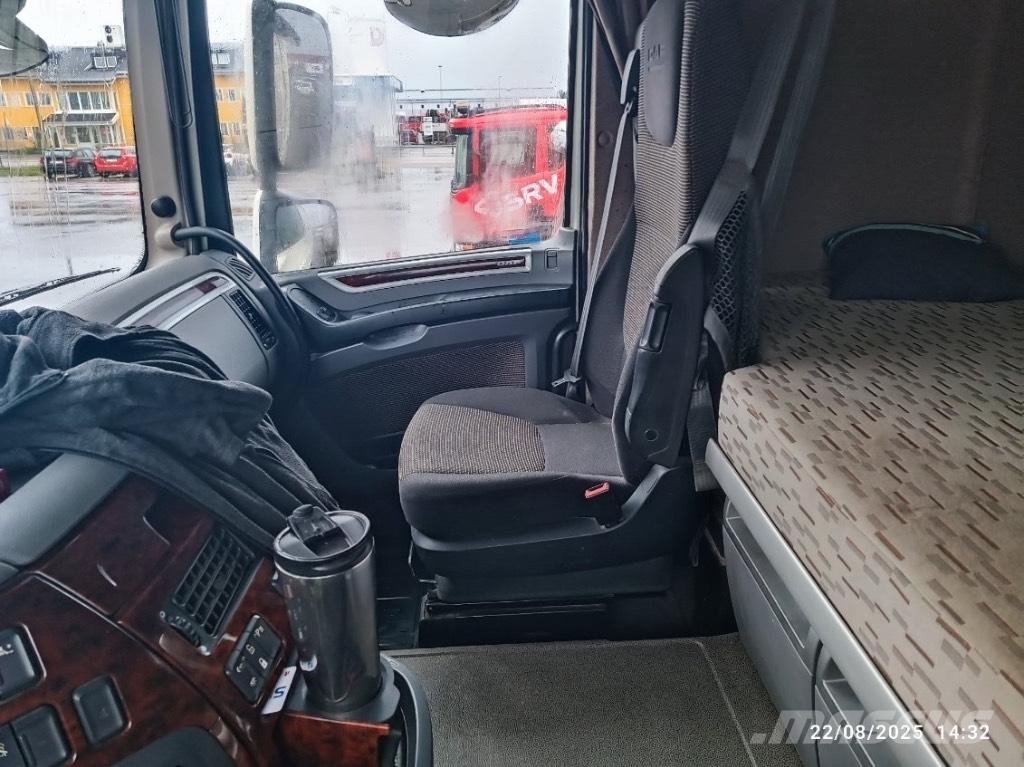 DAF XF 510 吊鉤式起重車