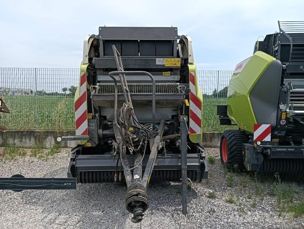 CLAAS Variant 480 RF 圓型牧草打包機