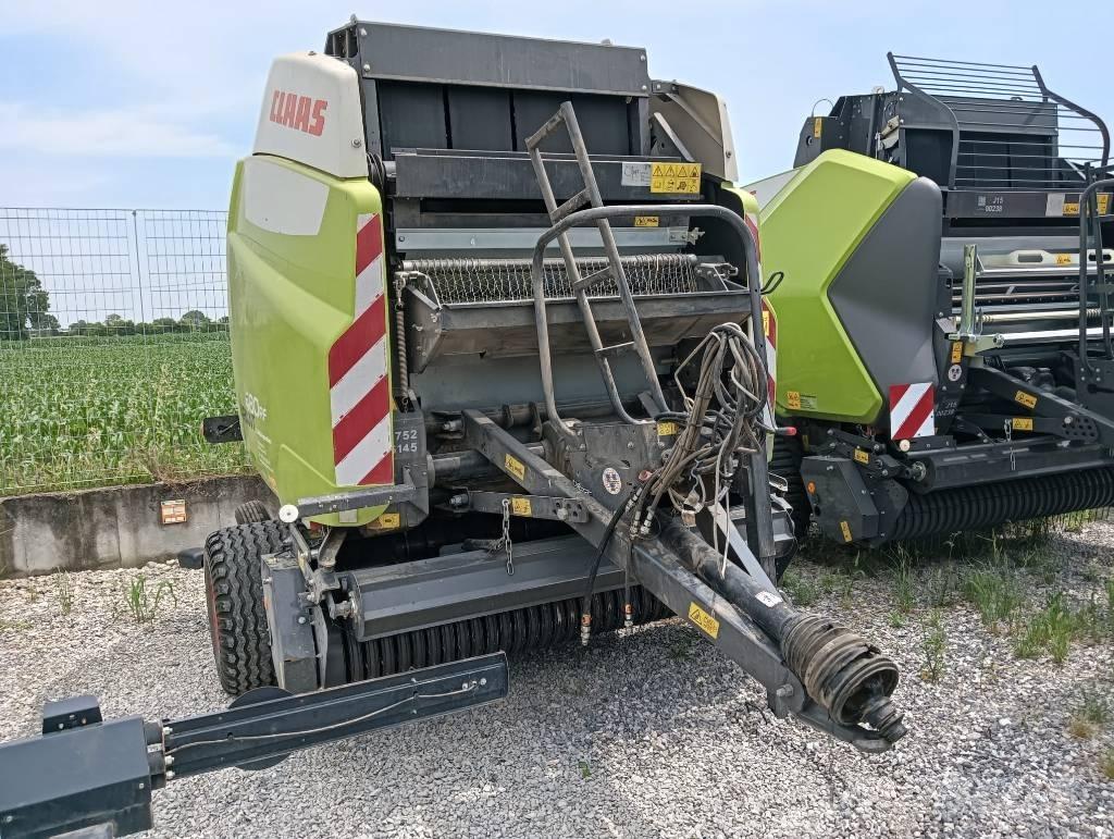 CLAAS Variant 480 RF 圓型牧草打包機