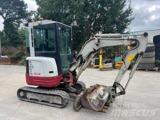 Takeuchi TB 23 R 小型挖土機/掘鑿機<7t(小型挖掘機)