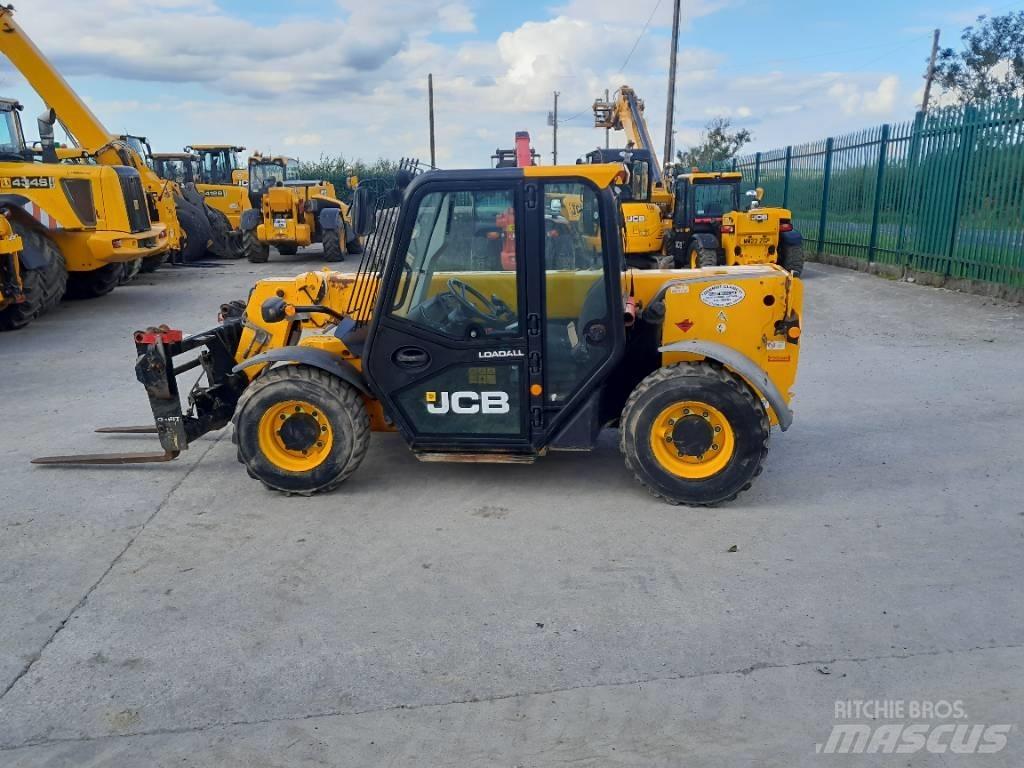 JCB 525-60 伸縮臂操作車