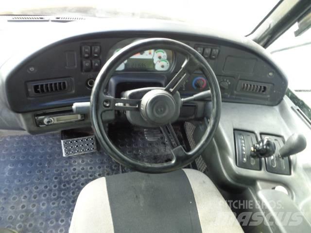 CAT 740 鉸接式起吊車