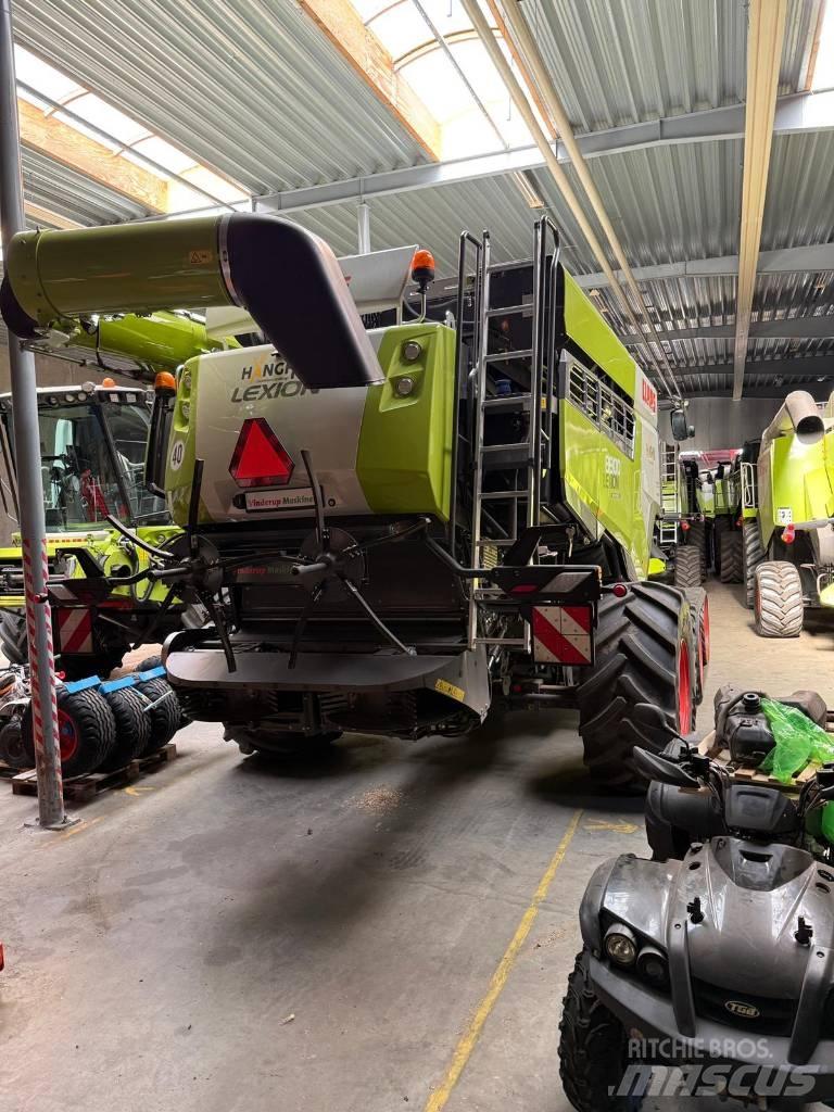 CLAAS Lexion 8900 TT 聯合收穫機