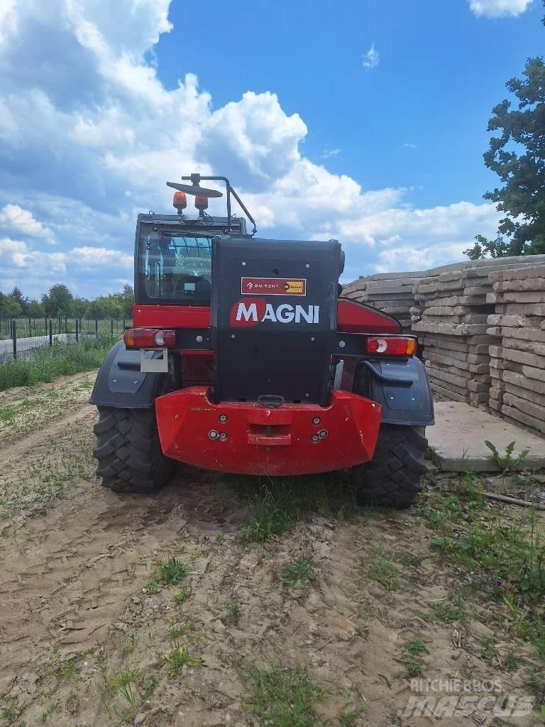 Magni TH 5.5 19 P 伸縮臂操作車