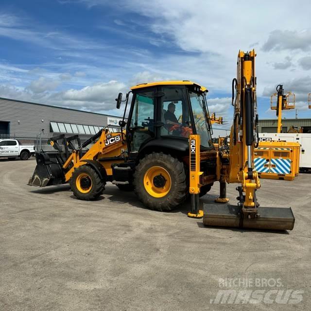 JCB 3CX Plus 反鏟裝載機