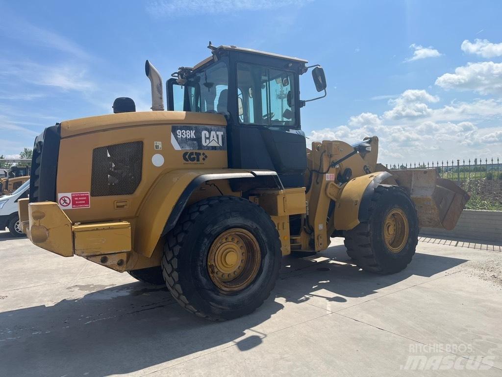 CAT 938 K 輪胎式裝載機
