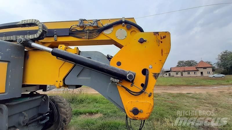 Haulotte HA 32 PX 曲臂高空作業車
