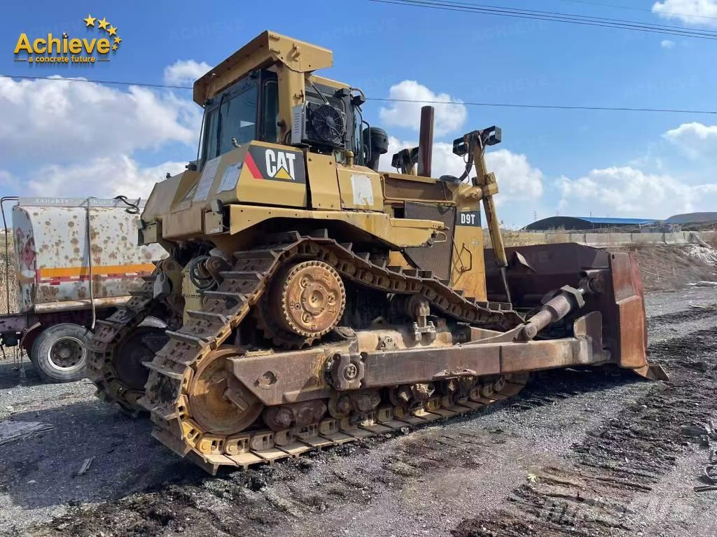 CAT D 9 T 履帶推土機