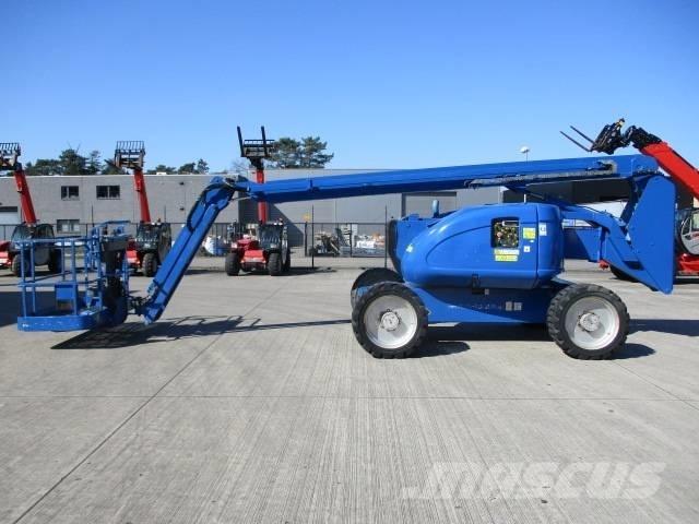 JLG 600 AJ (253) 緊湊型自走式伸縮臂式升降機