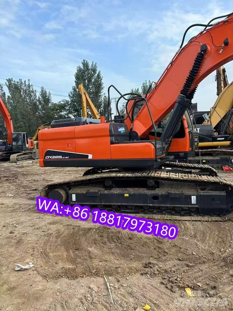 Doosan DX 225 LC 履帶式 挖土機/掘鑿機/挖掘機