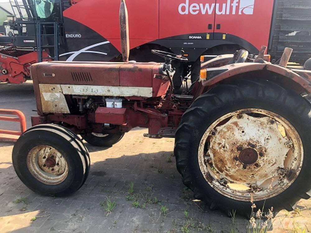 IH 453 曳引機