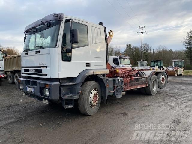 Iveco Cursor 吊鉤式起重車