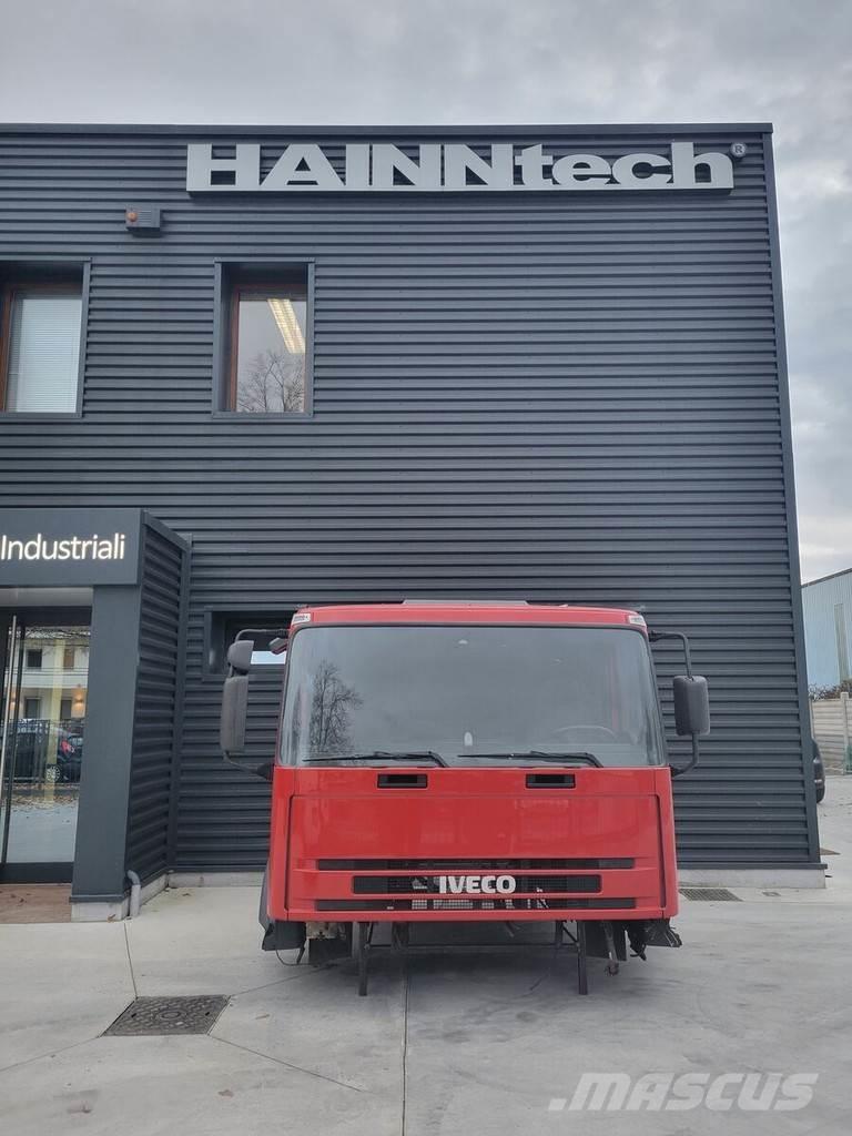 Iveco Eurotech 駕駛室與內部