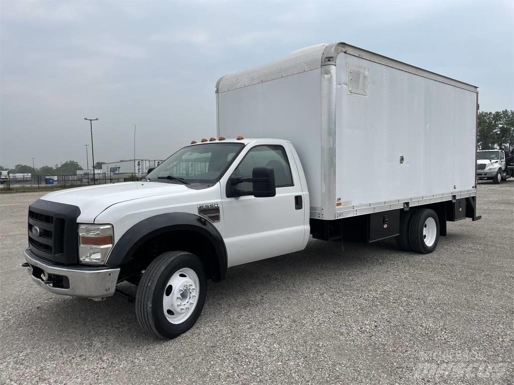 Ford F550 XL 其他