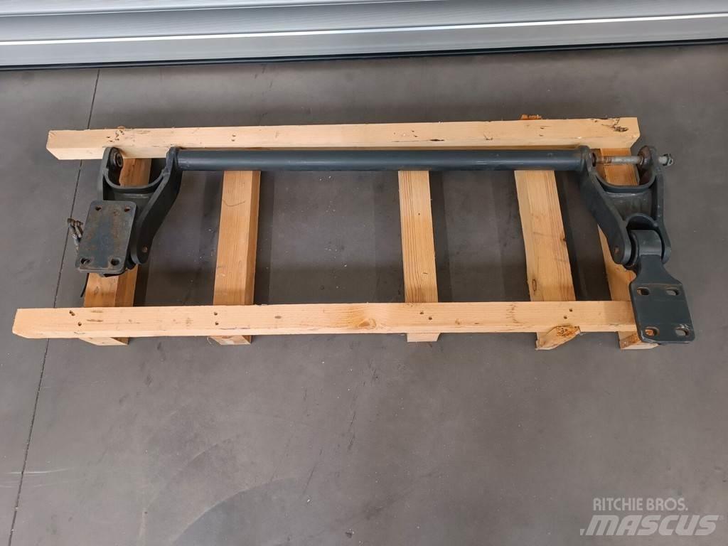 Iveco Front 駕駛室與內部