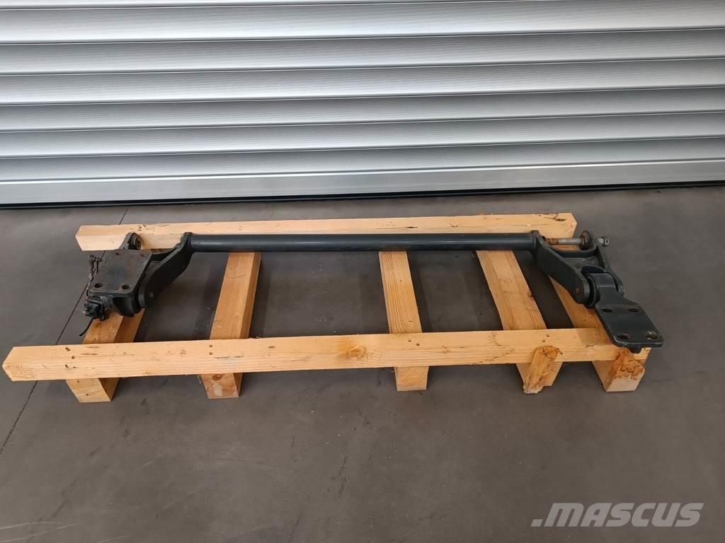 Iveco Front 駕駛室與內部