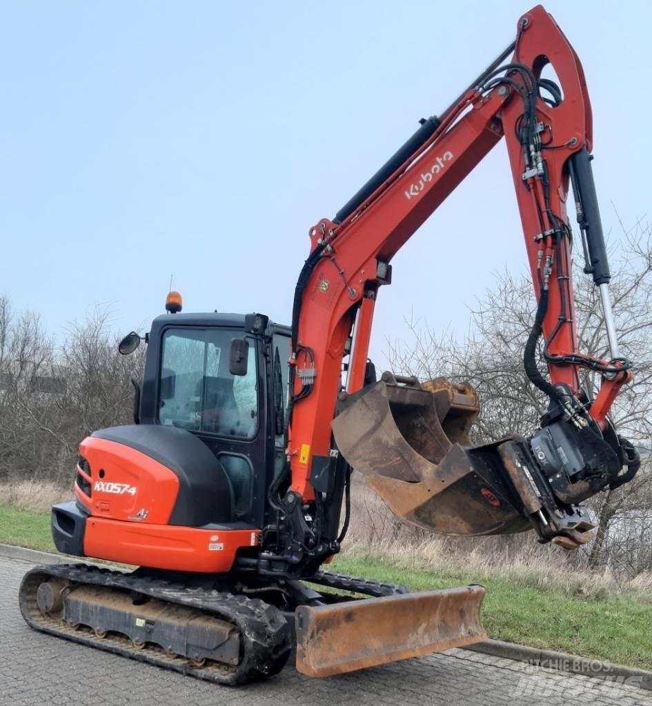 Kubota KX057-4 小型挖土機/掘鑿機<7t(小型挖掘機)
