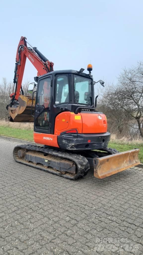 Kubota KX057-4 小型挖土機/掘鑿機<7t(小型挖掘機)