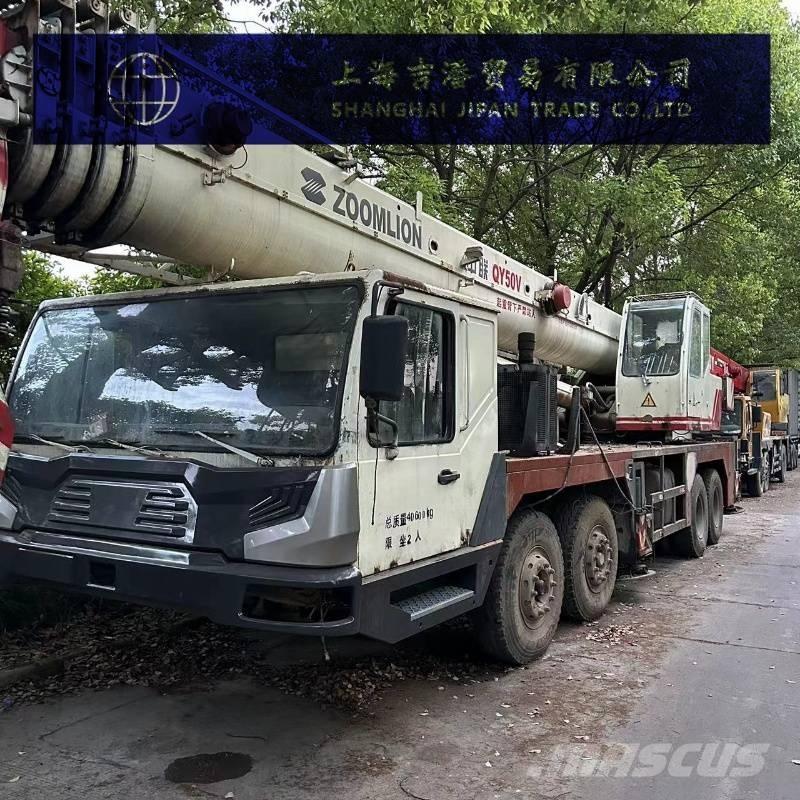 Zoomlion QY 50 V 全路面起重機/吊車