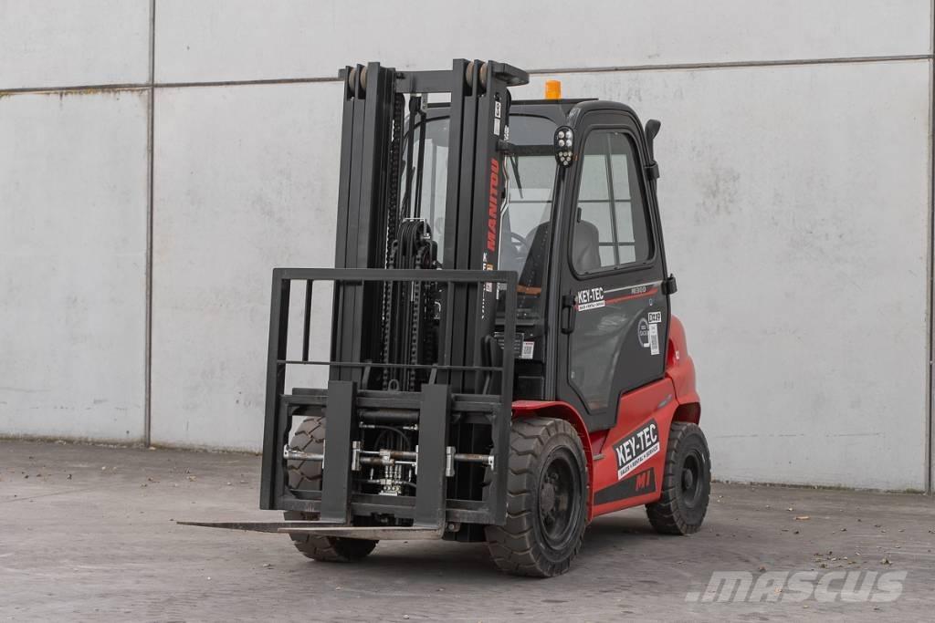Manitou MI 30 D 柴油卡車