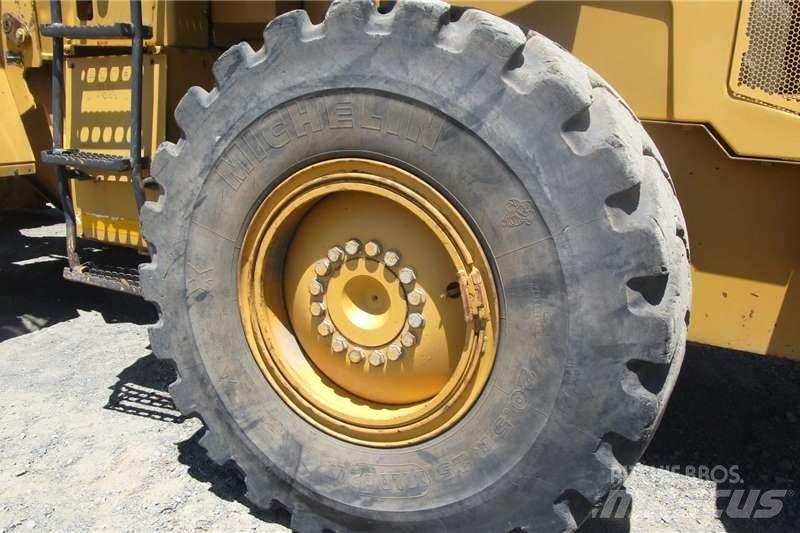 CAT 938H 輪胎式裝載機