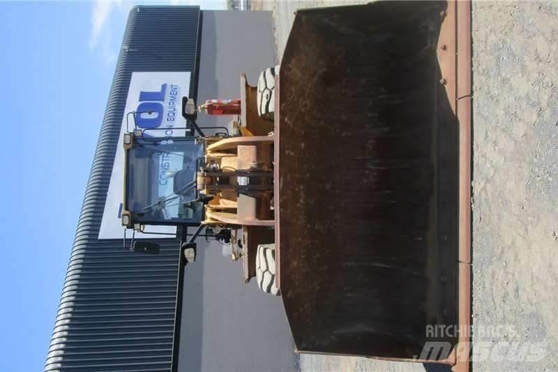CAT 938H 輪胎式裝載機