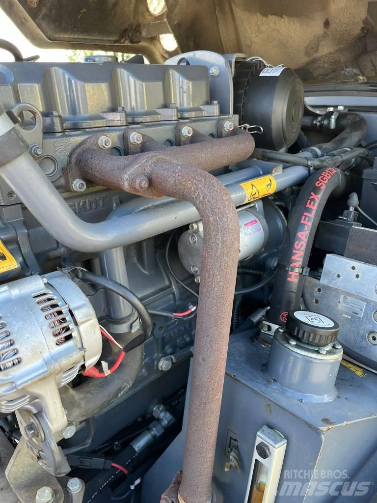Hamm HD 13 VV 雙輪滾壓機