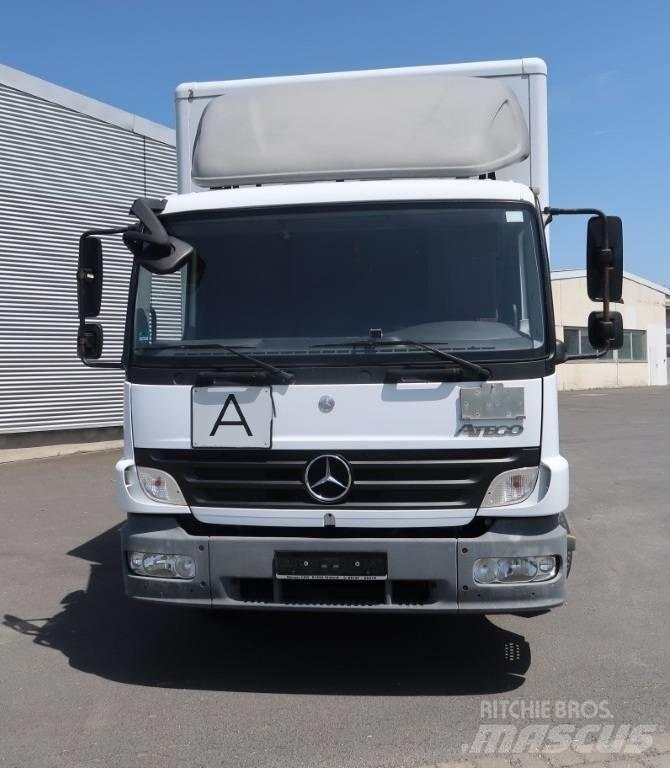 Mercedes-Benz 1222 L 貨箱式卡車