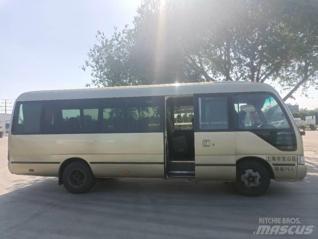 Toyota Coaster Bus 迷你巴士