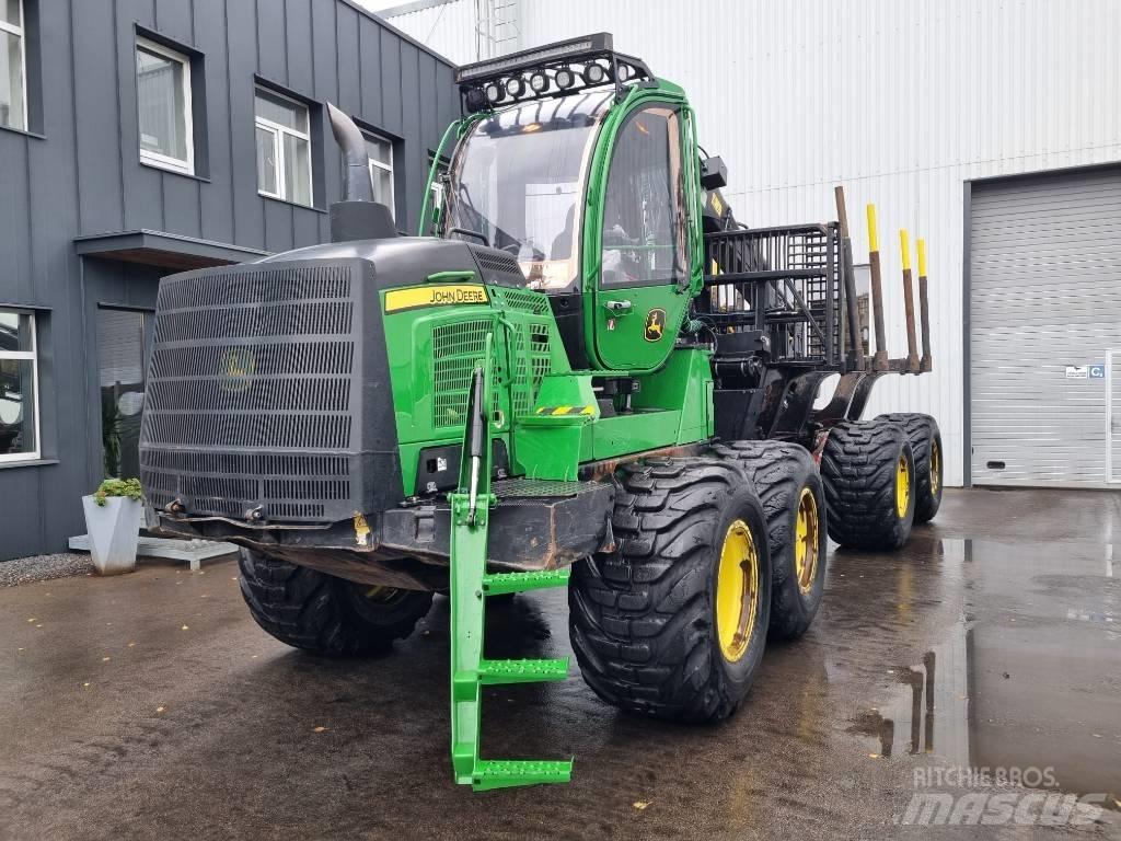 John Deere 1210 G 集運機