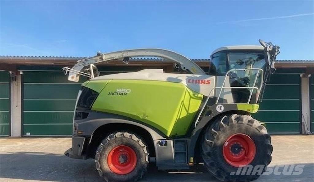 CLAAS Jaguar 950 自走式飼料採集機