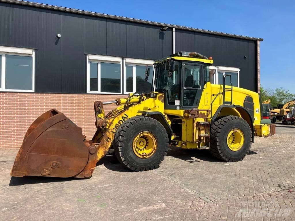 Hyundai HL960 輪胎式裝載機