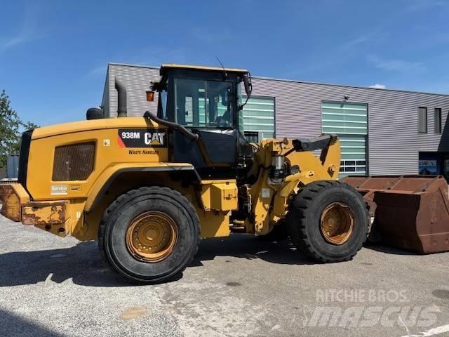 CAT 938 M 輪胎式裝載機