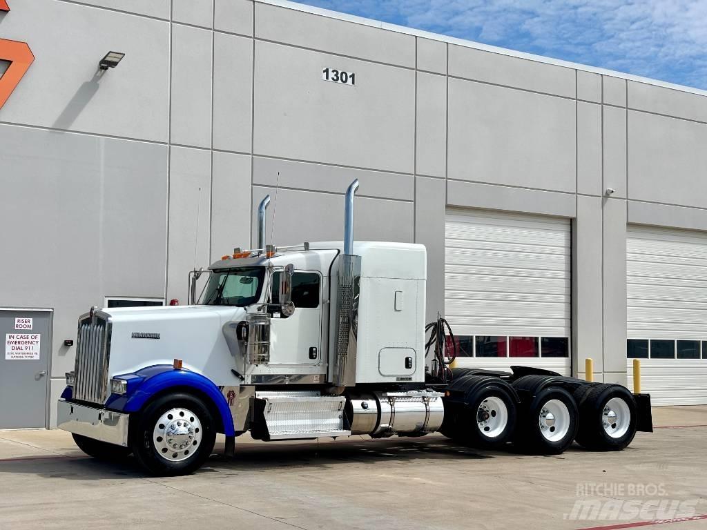 Kenworth W 900 曳引機組件