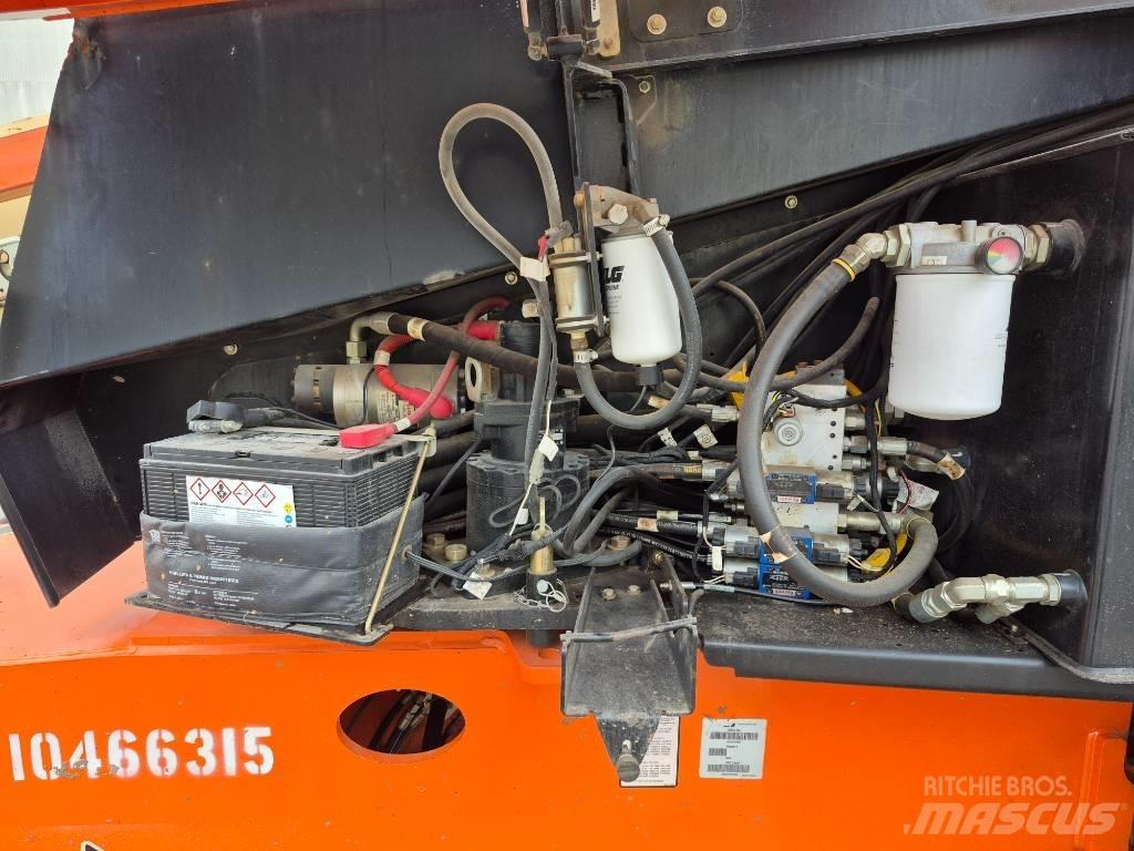 JLG 600 S 伸縮臂高空作業車