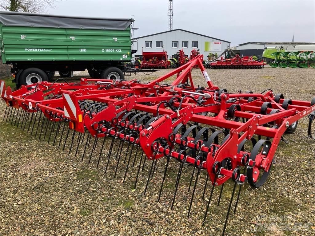 Horsch Finer 6 SL 中耕管理機