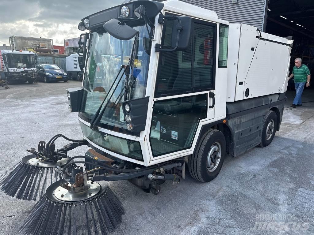 Schmidt Swingo 200 掃倉機