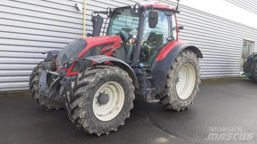 Valtra N 154 曳引機