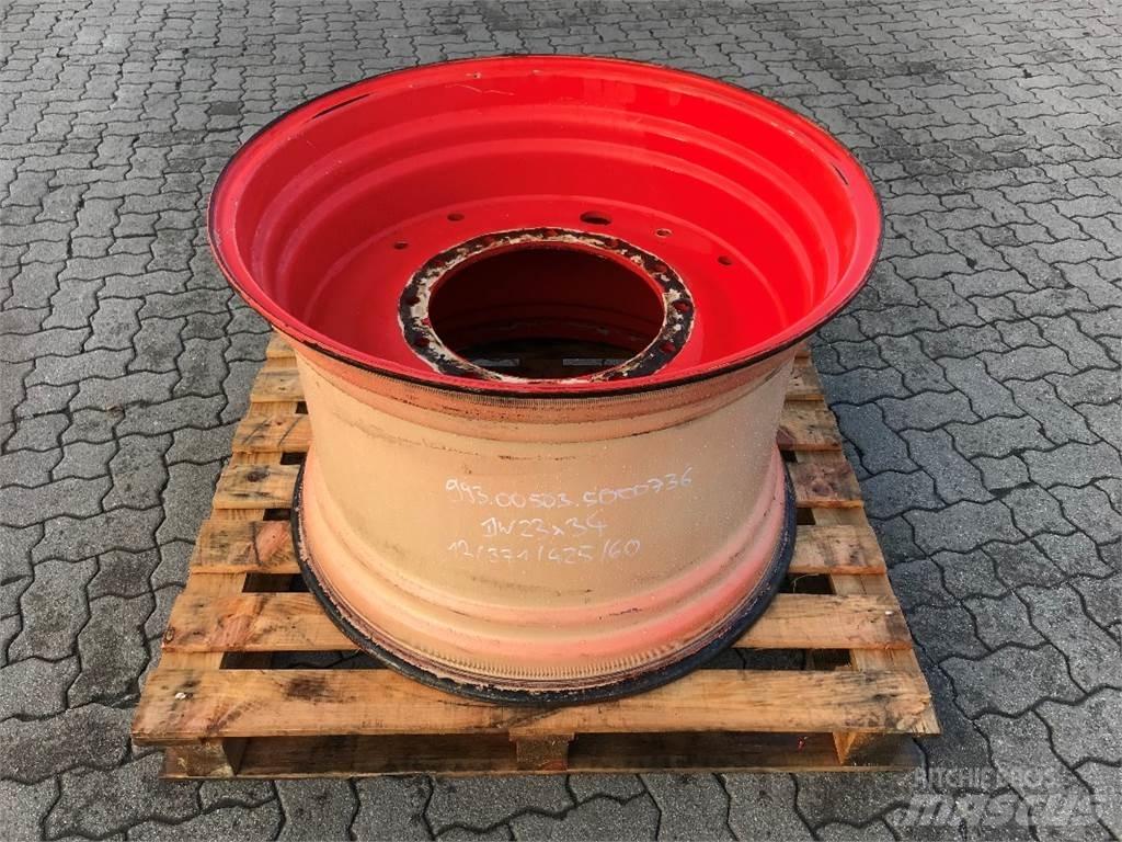 Titan 23 x 34 其他農業機械